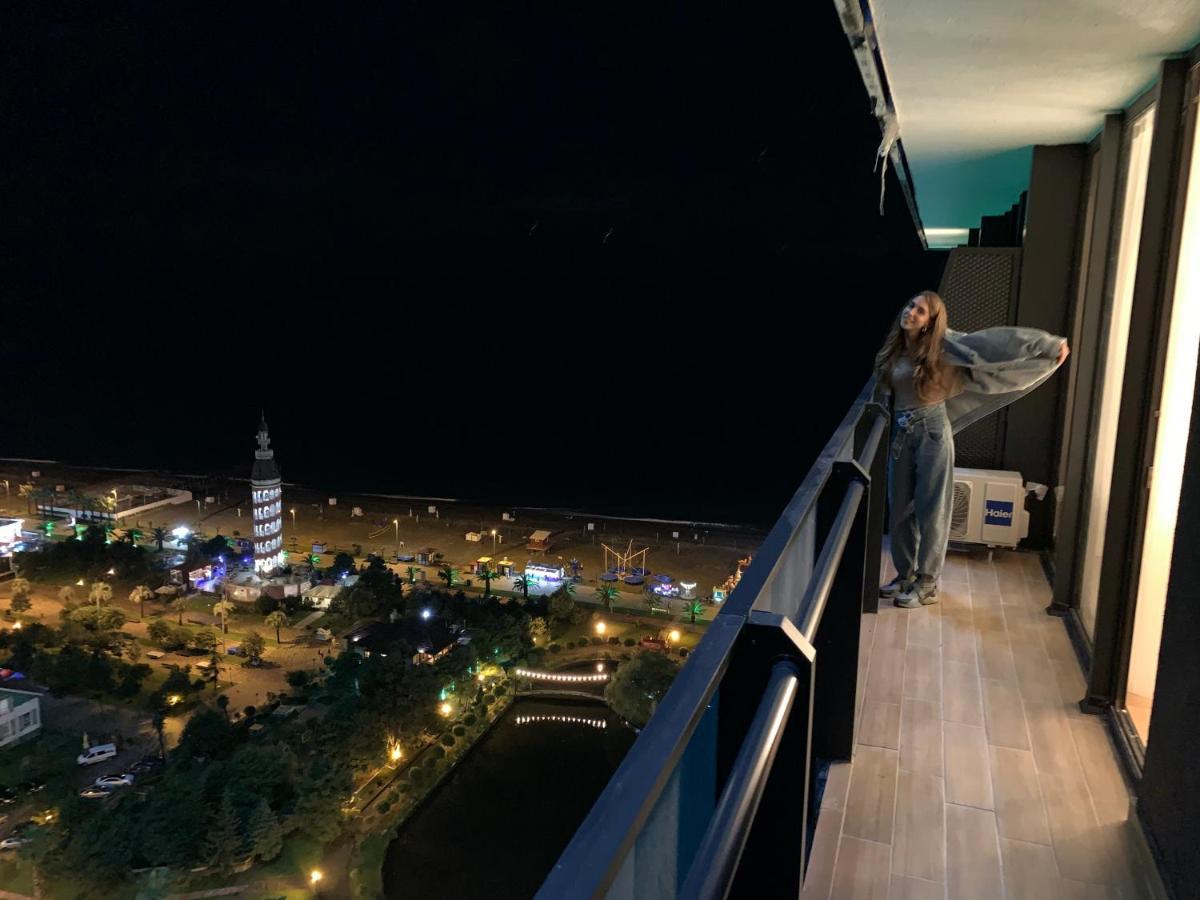 Luxury Studio With Ocean View Batumi Exterior photo